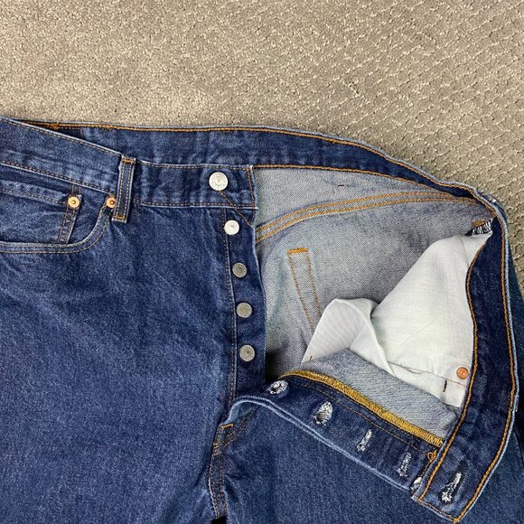 Levi's 501 Jeans Men's 40 x 32 Measures 36 x 29 Blue Cotton Button Fly Red Tab - Picture 3 of 13